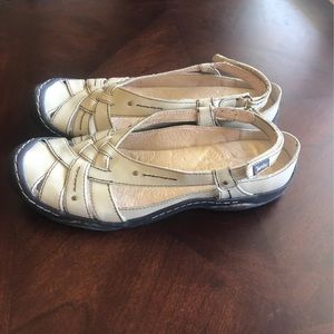 Jambu Shoes size 8.5